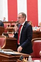 West Virginia lawmakers seek six-year financial plan as they consider Justice’s personal income tax cut